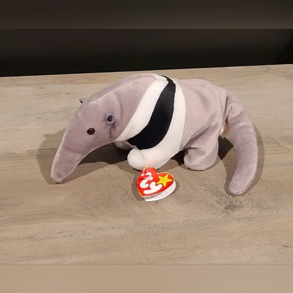 1997/1998 Ants the Anteater TY Beanie Baby [ Read Details ]